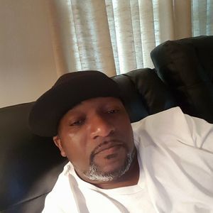 Meet your Posher, Lawson